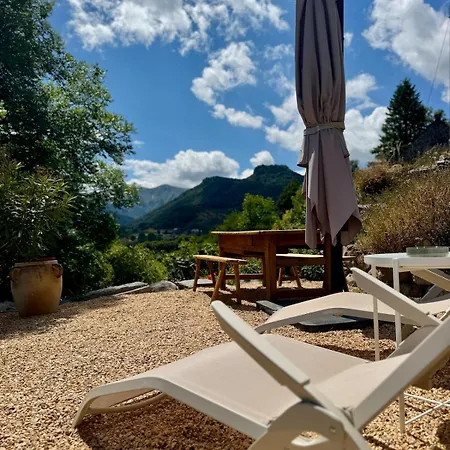 Chez Guytou Дом отдыха *