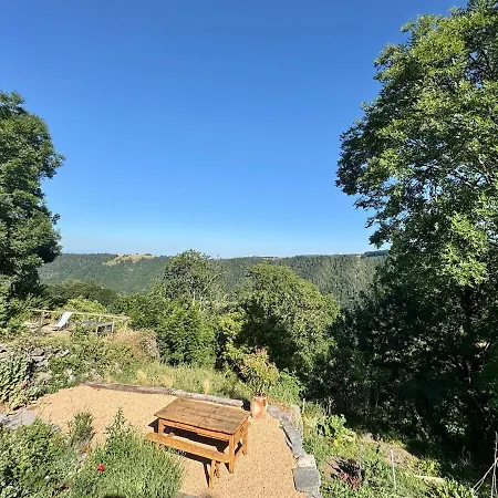 Chez Guytou * Chambon-sur-Lac